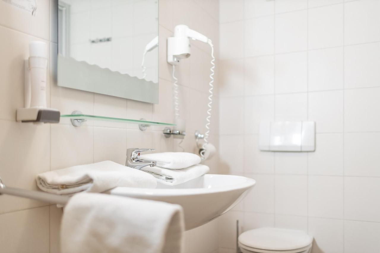 Pension Feichthub Nussbach エクステリア 写真