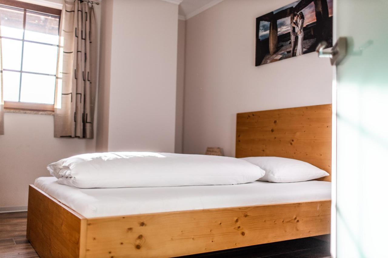 Pension Feichthub Nussbach エクステリア 写真